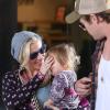 Chris Hemsworth et Elsa Pataky à Santa Monica avec leur fille India Rose à Los Angeles le 8 janvier 2014