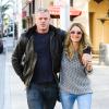 Eric Dane et Rebecca Gayheart marchent un peu après un dîner en tête à tête chez Mastro's à Beverly Hills, le 21 mars 2014.