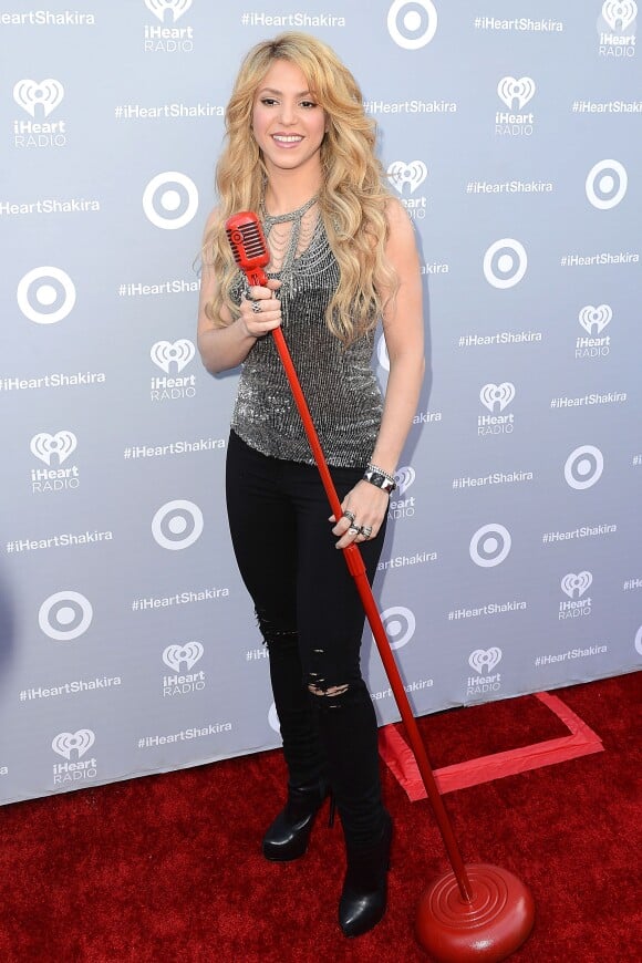 Shakira à la soirée de lancement de son album à Burbank, Los Angeles, le 24 mars 2014.