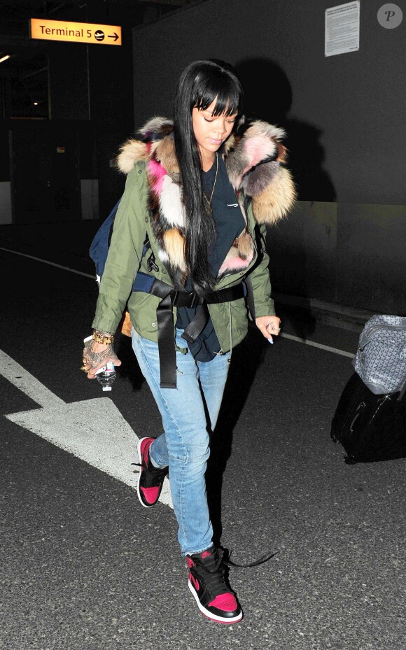 Rihanna à l'aéroport d'Heathrow. Londres, le 24 mars 2014.