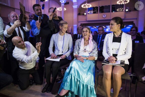 Victoria de Suède lors du lancement du Livre blanc sur les abus et les violations des droits des Romes dans les années 1940, au centre de conférences Norra Latin, le 25 mars 2014 à Stockholm