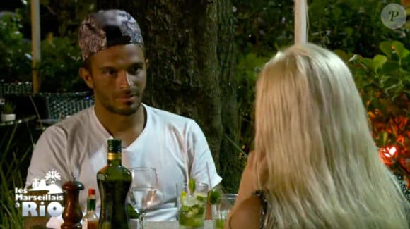 Julien fait ses excuses à Jessica - "Les Marseillais à Rio", épisode du 27 mars 2014 diffusé sur W9.