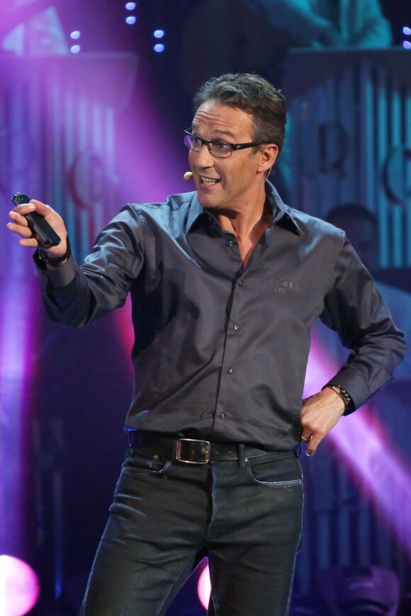 Julien Courbet sur le plateau des Années Bonheur qui sera diffusée le 02 novembre 2013.