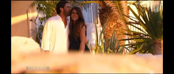 Paul et Elodie, très proches à Ibiza (Bachelor, le Gentleman célibataire - épisode 6 diffusé sur NT1 le lundi 31 mars 2014.)