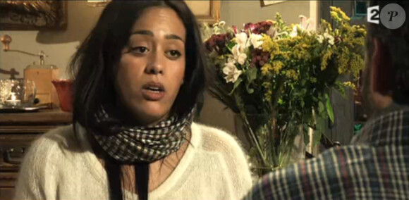 Amel Bent se livre dans La Parenthèse inattendue sur France 2 le mercredi 2 avril 2014