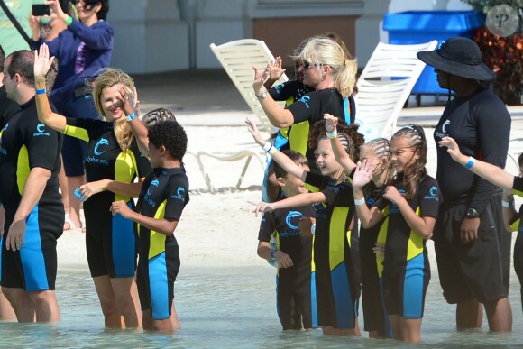 - Exclusif - Le top Heidi Klum passe ses vacances avec ses enfants à Paradise Island aux Bahamas le 26 mars 2014.