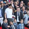 Zlatan Ibrahimovic et ses fils Maximilian et Vincent assistent au match de football PSG-Reims, au Parc des Princes à Paris le 5 avril 2014.
