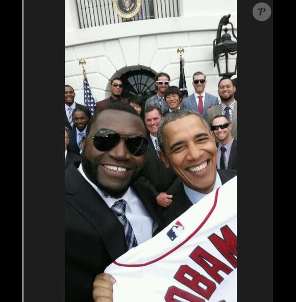 David Ortiz a réalisé un selfie avec Barack Obama, le 1er avril 2014 à la Maison Blanche.