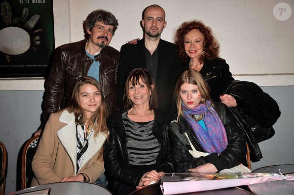 Exclusif - Philippe Vasseur, Cédric Cizaire, Béatrice Costantini, Amélie Chavaudra, Emmanuelle Clove et Jéromine Chasseriaud - Première de la pièce 'Profs & Cie' au théatre de La Contrescarpe à Paris le 4 avril 2014.