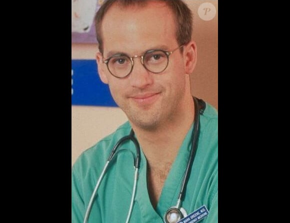 Anthony Edwards lorsqu'il jouait le rôle de Mark Greene dans la série Urgences.