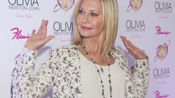 Olivia Newton-John : A la conquête de Las Vegas, soutenue par son époux John