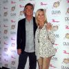 Olivia Newton-John et son mari John Easterling pour le lancement de son show Summer Nights, à l'hôtel Flamingo de Las Vegas, le vendredi 11 avril 2014.