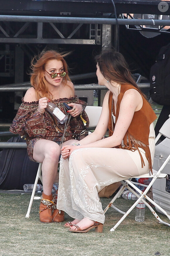 Lindsay Lohan et sa soeur Ali à Coachella, le 12 avril 2014.