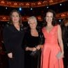 Kathleen Turner, Judi Dench et Kristin Davis lors de la cérémonie des Laurence Olivier Awards 2014 au Royal Opera House à Londres, le 13 avril 2014.
