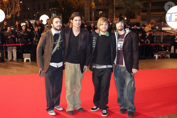 Le groupe Kyo lors de la 7e cérémonie des NRJ Music Awards à Cannes, le 21 janvier 2006.  
