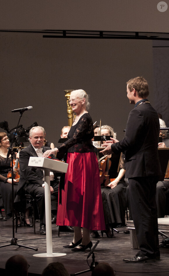 La reine Margrethe II de Danemark en conférence de presse au théâtre d'Aarhus le 15 avril 2014 pour sa nouvelle pièce
