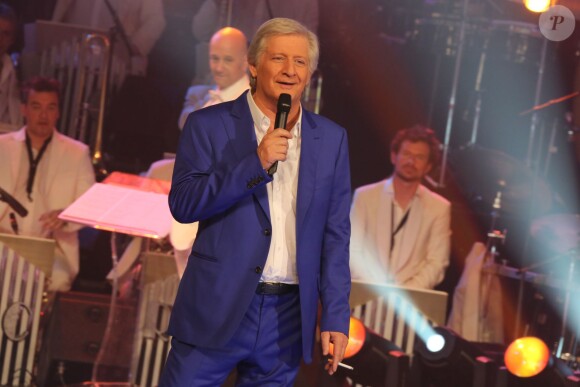 Patrick Sebastien sur le plateau des Années Bonheur. Tournage en mars 2014 à Bry-sur-Marne.