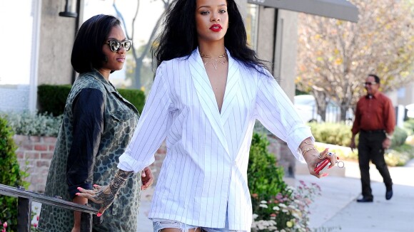 Rihanna : Canon en minishort, elle fait rimer style et sensualité