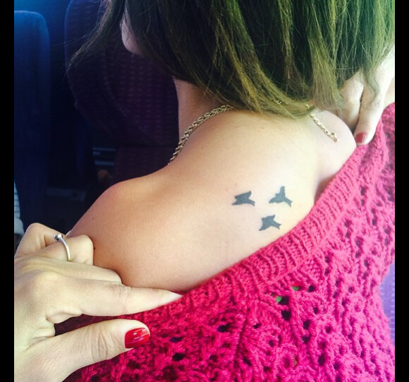 Tal a ensuite dévoilé un second tatouage sur son compte Instagram.