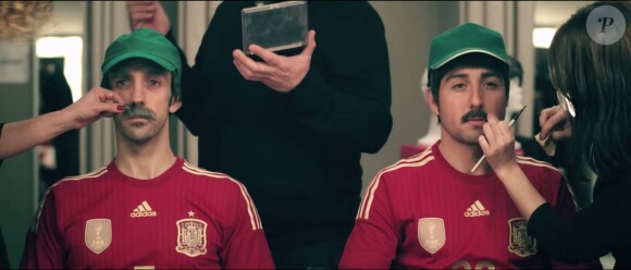 Juanfran et Santi Cazorla déguisés pour une publicité Movistar - avril 2014