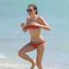 Katie Cassidy profite d'une belle après-midi sur une plage de Miami. Le 29 avril 2014.