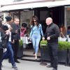 Kim Kardashian et Serena Williams quittent le restaurant L'Avenue dans le 8e arrondissement de Paris, le 30 avril 2014.