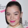 Hailee Steinfeld à la soirée The Breast Cancer Research Foundation's Hot Pink Party, à New York, le 28 avril 2014.