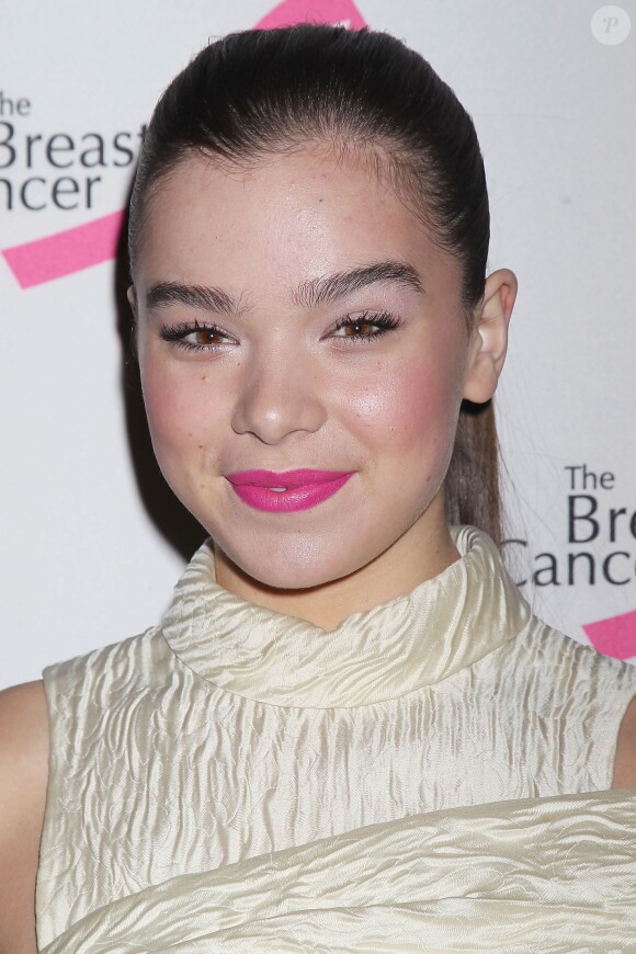 Hailee Steinfeld à la soirée The Breast Cancer Research Foundation's Hot Pink Party, à New York, le 28 avril 2014.