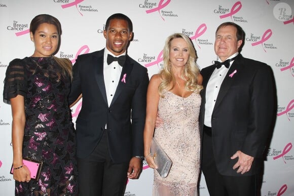 Elaina Watley, Victor Cruz, Linda Holliday et Bill Belichick à la soirée The Breast Cancer Research Foundation's Hot Pink Party, à New York, le 28 avril 2014.