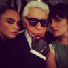 Selfie mode de Cara Delevingne avec Karl Lagerfeld et Lily Allen lors de l'inauguration de la nouvelle boutique Fendi, sur New Bond Street. Londres, le 1er mai 2014.