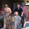 Britney Spears est allée déjeuner avec ses enfants Jayden et Sean et son petit ami David Lucado à Calabasas, le 21 février 2014.
