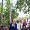 Valérie Trierweiler s'est rendue à l'école Molière Chandler de Jacmel en Haïti, le 8 mai 2014, dans le cadre de son voyage avec le Secours Populaire