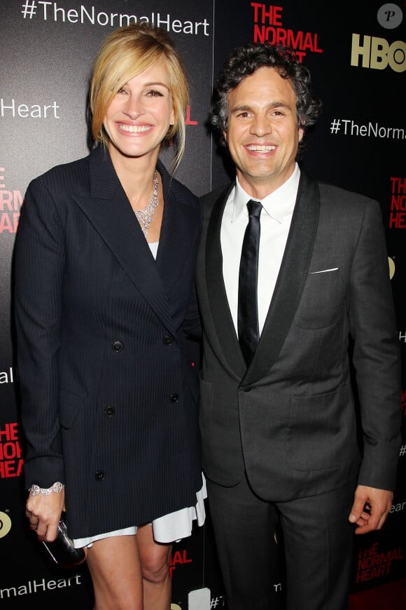 Julia Roberts et Mark Ruffalo lors de l'avant-première du téléfilm The Normal Heart à New York le 12 mai 2014