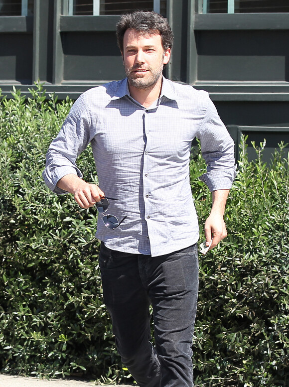 Ben Affleck est allé déjeuner avec un ami à Brentwood, le 13 mars 2014?