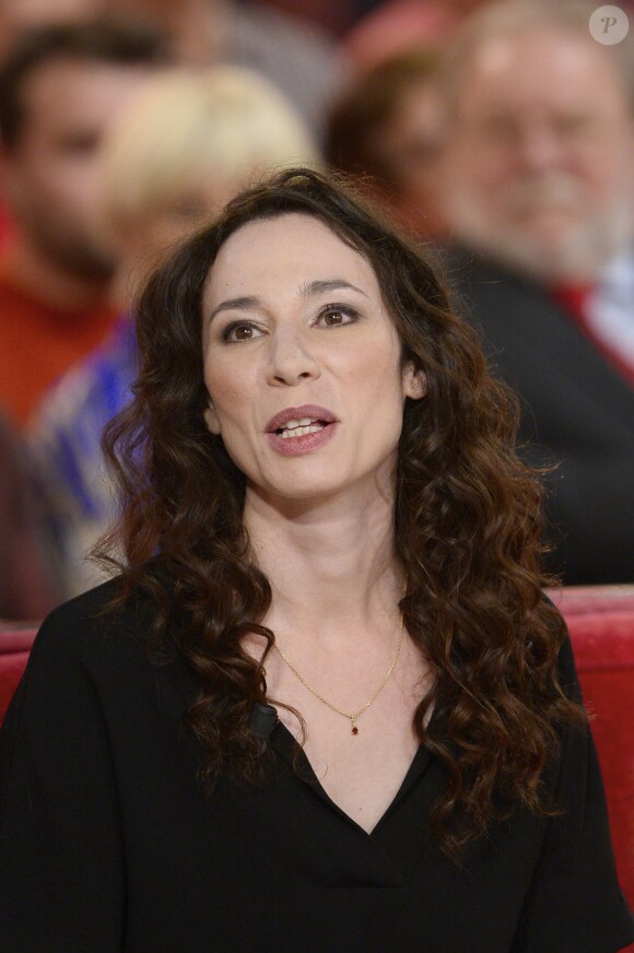 Isabelle Le Nouvel - Enregistrement de l'émission "Vivement Dimanche" à Paris le 13 mai 2014. L'émission sera diffusée le 18 mai 2014.