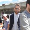 Ryan Reynolds arrive à l'aéroport de Nice pour assister au festival du film de Cannes, le 15 mai 2014.