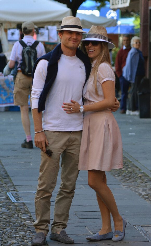 Nico Rosberg et sa belle Vivian Sibold, amoureux dans les rues de Portofino, le 15 mai 2014