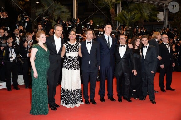 Atom Egoyan, Ryan Reynolds, Rosario Dawson, Scott Speedman, Mireille Enos, Kevin Durand lors du 67e Festival de Cannes, le 16 mai 2014.