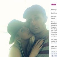 Mike Dirnt (Green Day) révèle le cancer de son épouse dans une touchante lettre