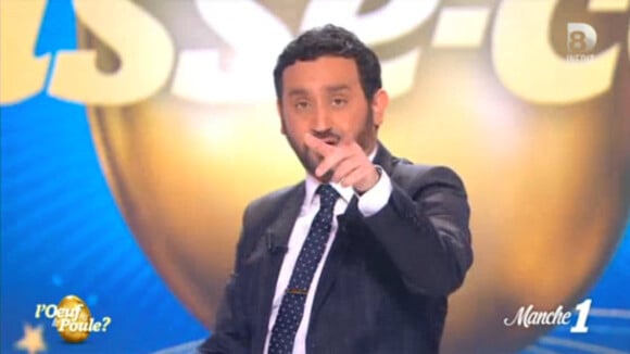 Cyril Hanouna présente L'Oeuf ou la Poule (émission diffusée sur D8 le vendredi 16 mai 2014.)