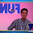 Julien Courbet, à ses débuts, à la fin des années 80 sur FR3 Aquitaine ( L'Oeuf ou la Poule  - émission diffusée sur D8 le vendredi 16 mai 2014.)
