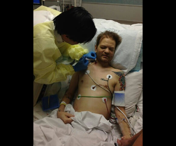 Deryck Whibley à l'hôpital - mai 2014 