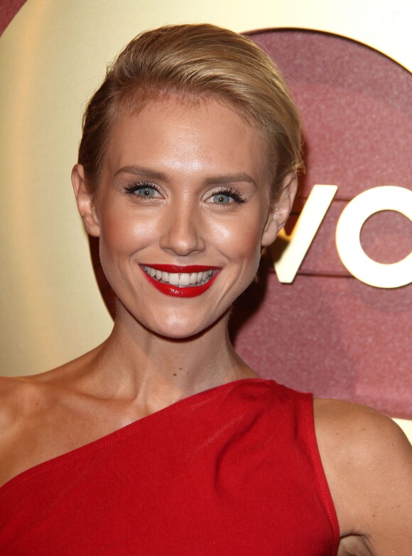 Nicky Whelan à la soirée QVC Red Carpet Style à Beverly Hills, le 28 février 2014.