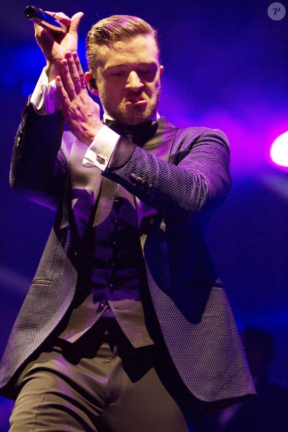 Justin Timberlake en concert dans le cadre de sa tournée 20/20 Experience Tour à New York, le 20 février 2014.