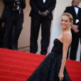  Petra Nemcova &agrave; la mont&eacute;e des marches du film "Deux jours, une nuit" lors du 67 &egrave;me Festival du film de Cannes le 20 mai 2014. 
