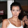 En août 2008, Kim Kardashian se fait déjà remarquer par son physique de sirène