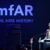 Sharon Stone, commissaire-priseur d'un soir, anime le gala de l'amfAR à l'Eden Roc au Cap d'Antibes en marge du 67e Festival du film de Cannes, le 22 mai 2014