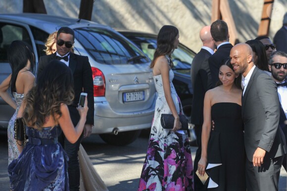 Les invités du mariage de Kim Kardashian et Kanye West arrivent au Fort Belvedere. Florence, le 24 mai 2014.