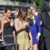 La La Anthony (à gauche, en robe noire) es invités du mariage de Kim Kardashian et Kanye West arrivent au Fort Belvedere. Florence, le 24 mai 2014.