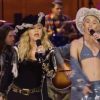 Miley Cyrus et Madonna - We Can't Stop/Don't Tell Me - MTV Unplugged, janvier 2014.